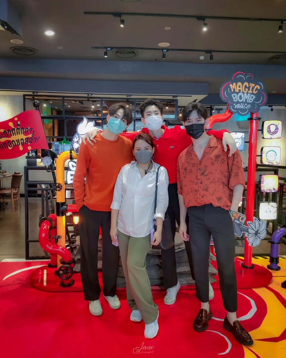 ttvntthappiness's tweet photo. #Newwiee #tumcial #Firstkanaphan
#Chickaboom #รถโรงเรียนSchoolRangers https://t.co/s7ptj6NRDo