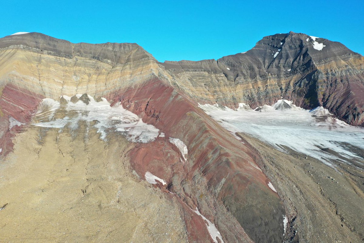 svalbox's tweet photo. #DOM of the day - Introducing the #Burgerbukta digital model!

Interact with the #Svalbox model here: https://t.co/ifrU3xTrHp 

 #DigitalGeology #Arctic #Svalbard https://t.co/FDZbYxTSfj
