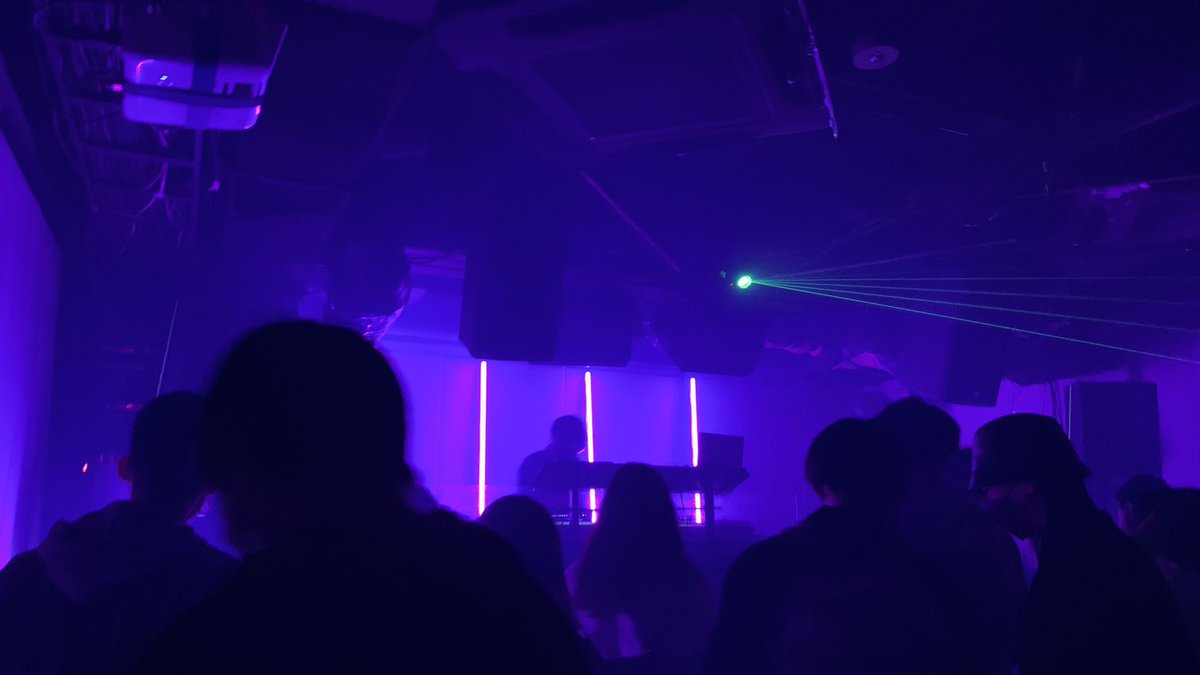 lkqhz's tweet photo. 今日はこちらに。最高でした
https://t.co/TnjjGcWPBT
#dubbin_jp
#DBN002
#mogra https://t.co/iMFDWqTphw