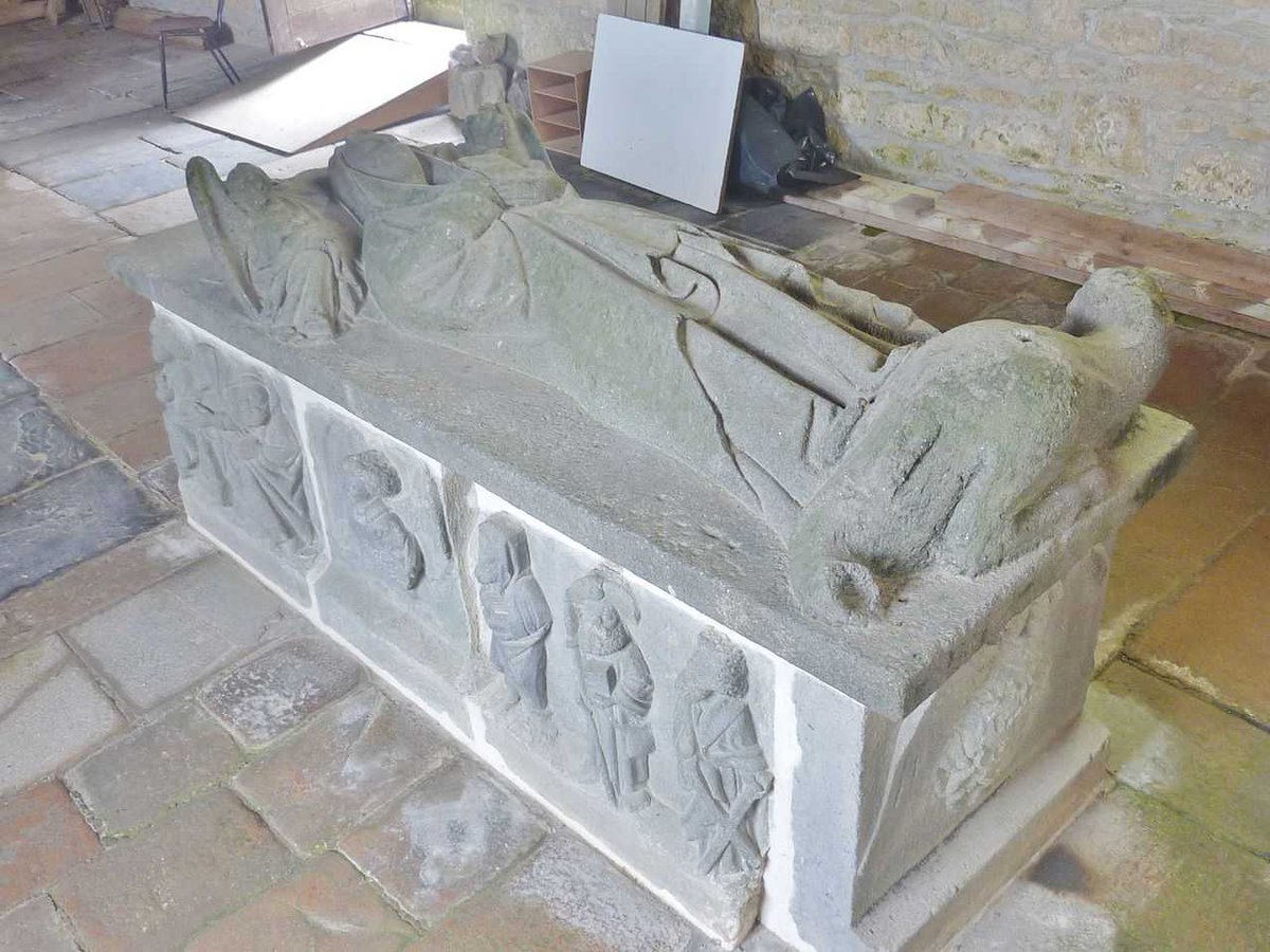 StDavCathLib's tweet photo. #OTD #ArYDyddHwn
Today, 5th March, we remember #SantesNon #StNon, including her life after birth of her son #DewiSant #StDavid when she lived in #Dirinon #Brittany where she was buried.
Here 👇 her effigy in Church dedicated to her in #Dirinon. Is that a dragon at her feet? 😇 https://t.co/qzo0tecnWD