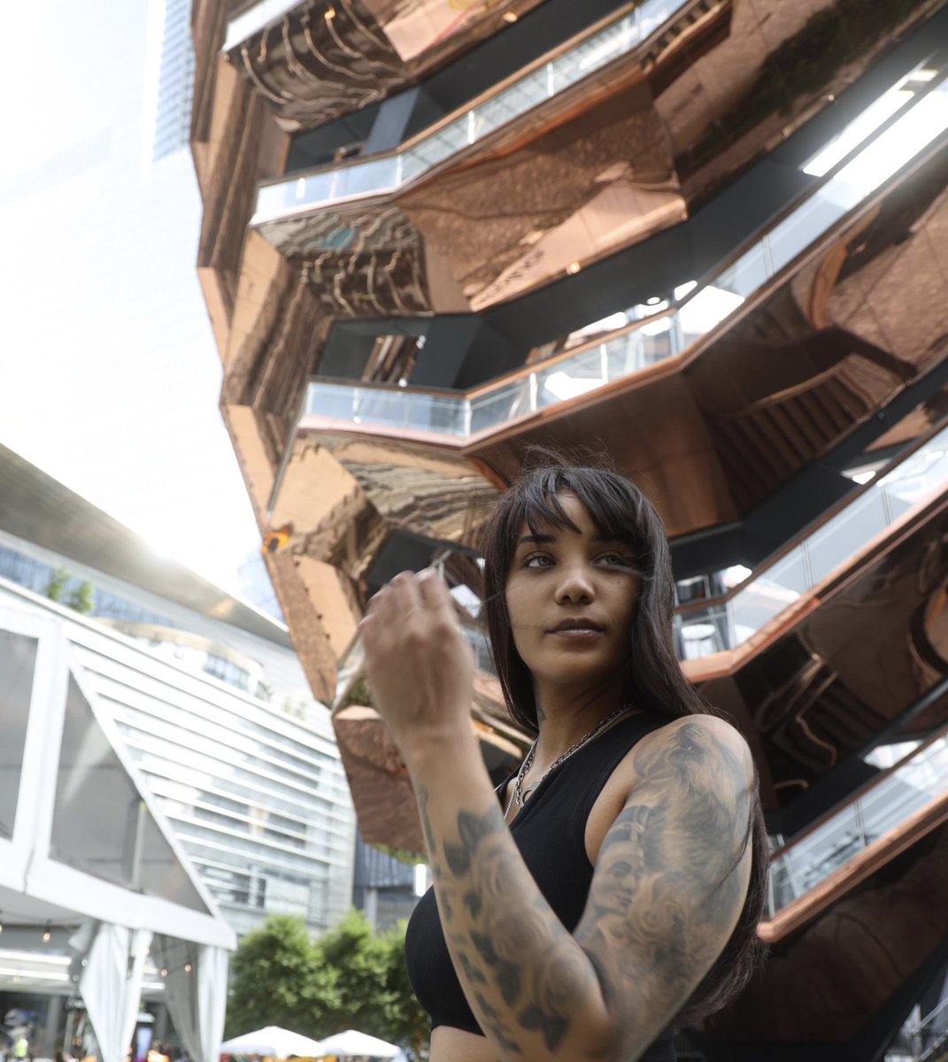 StormEllimac's tweet image. blind eyes could look at me and see the truth🌞