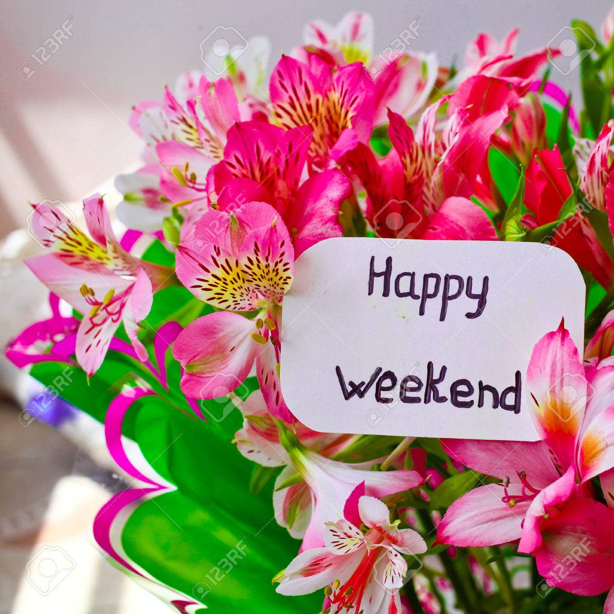 отгул смешные картинки. выходные перевод. хэппи уикенд. праздничные и выходные дни в июне 2021. еще по одной перевод смс.