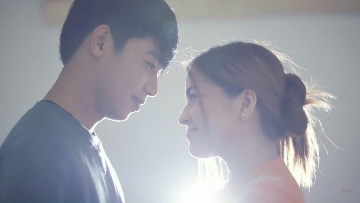regalbenlex's tweet photo. salamat, alexa &amp; @offtherecordph sa pagkakataon na binigay niyo kay @benedixramos at sa benlex stans na rin :”)

BENLEX PAANO MV 
#BENLEXPaanoMVOutNow https://t.co/RebMiUIuGx