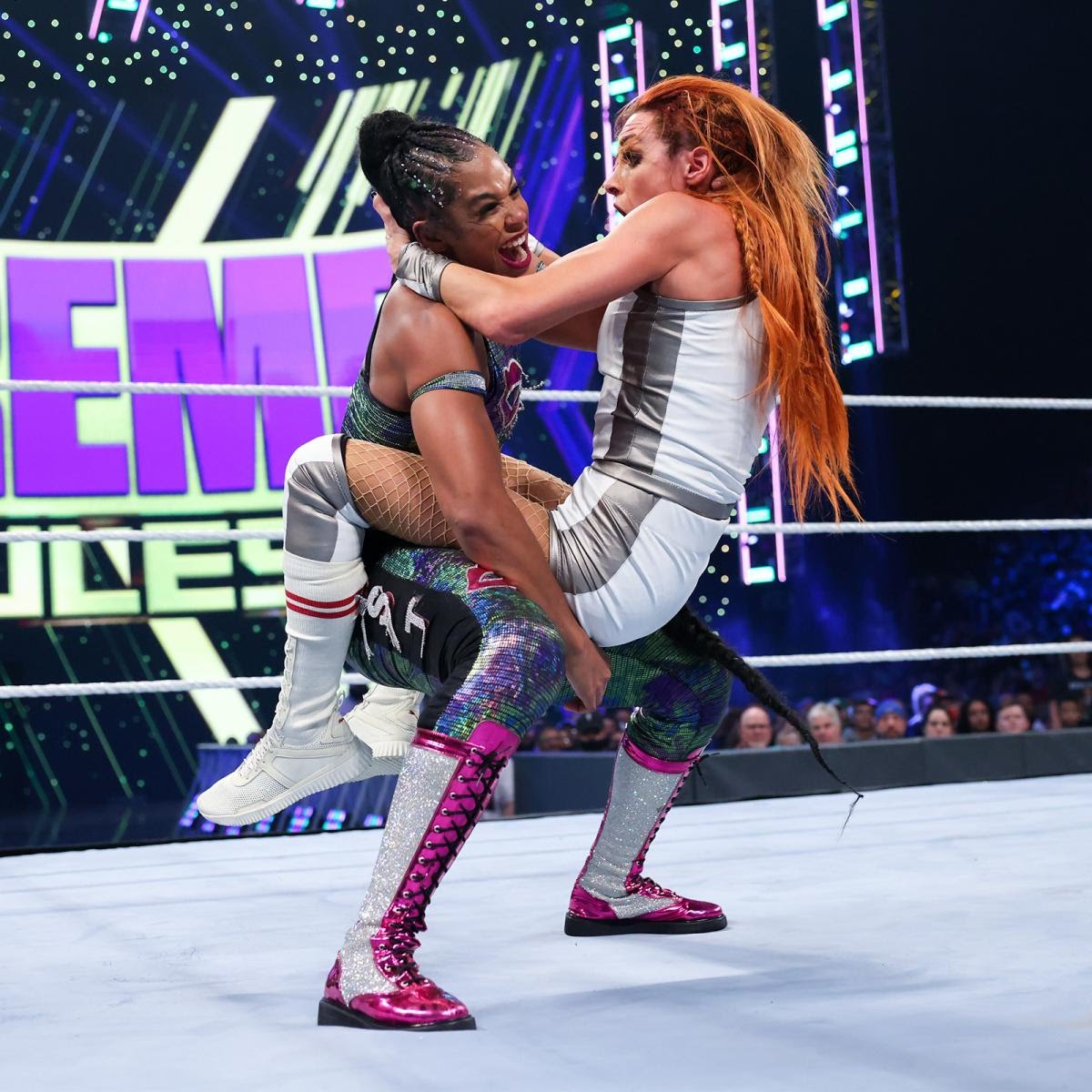 DaBexsterioway's tweet photo. Yeah they seem real close now. Look at the evidence. Sasha better watch out.
๐
#Bestites
#MainEventBeckyBelair https://t.co/KxE05laIrP