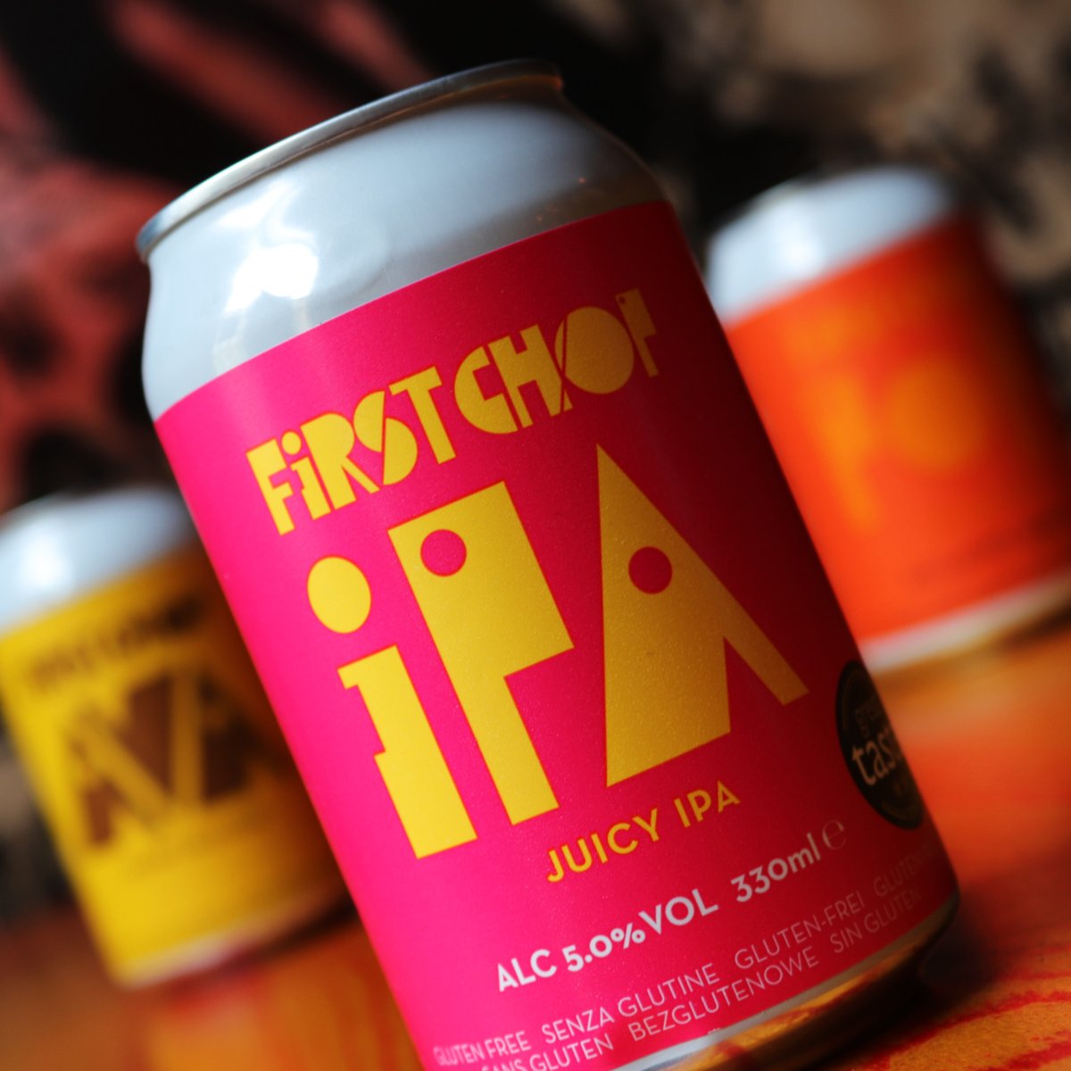 firstchopale's tweet photo. IPA 5%
First Chop's #IPA is an example of the East Coast Juicy style of IPA. 
⠀
And it's another fine can by Mr @stan_chow 👌🏼

For the latest news on all our beers...
SIGN UP!
👉 VISIT https://t.co/84buzStO0a AND JOIN OUR MAILING LIST! 🍻
⠀
#Beeroclock #TheFirstChopShop https://t.co/ed2YvzUvsy