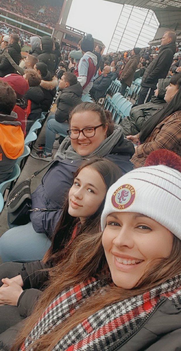 Come on Villa!! #AVFCLIVE