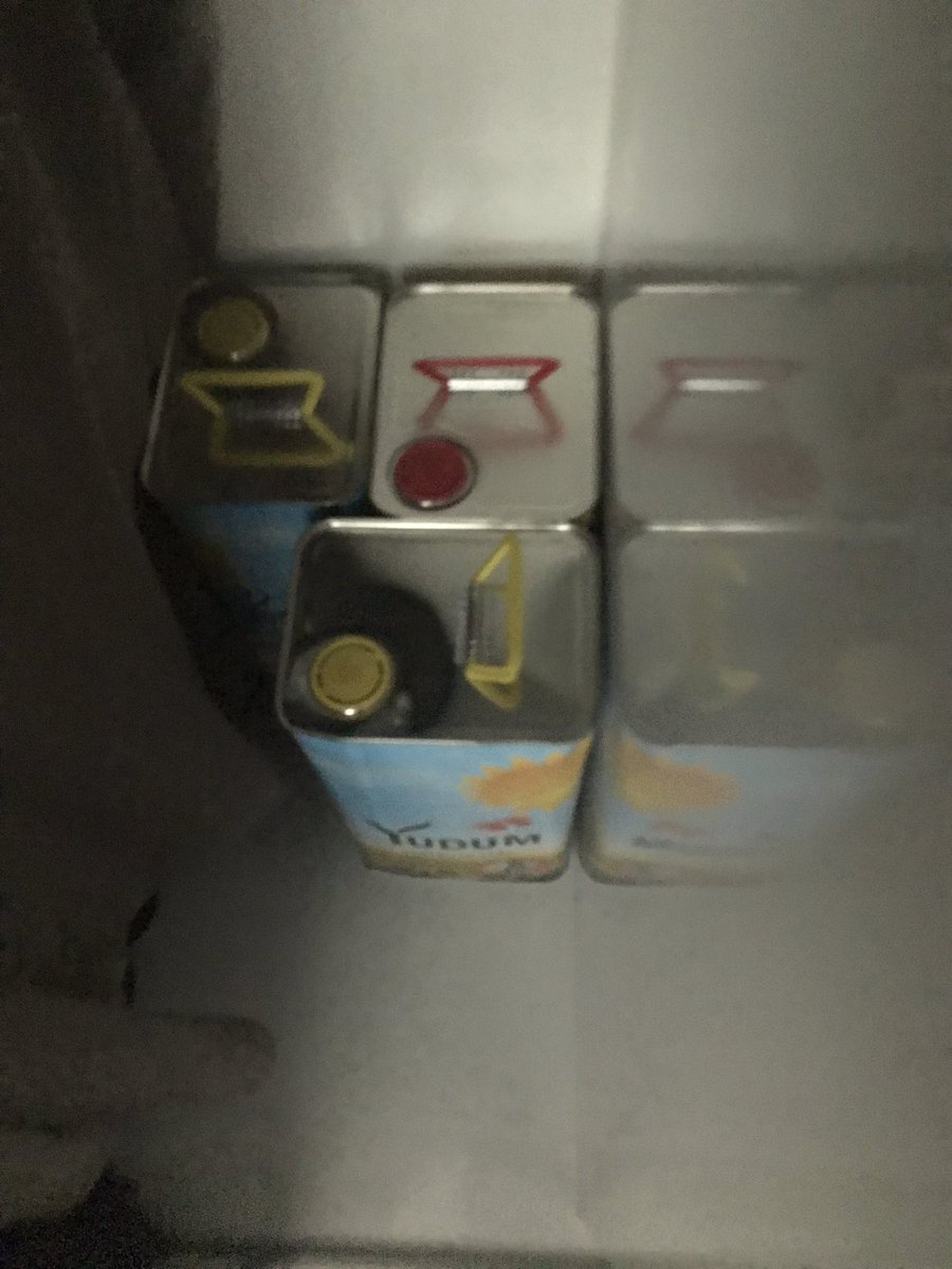 5 lt ayçiçek yağlarımızıda sakladık