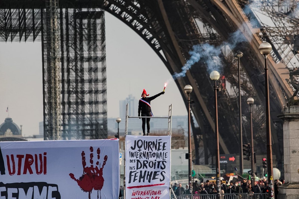 Des livres, séries Netflix, films de cinéma, des personnalités et même des membres du <a href="/gouvernementFR/">Gouvernement</a> comme <a href="/GabrielAttal/">Gabriel Attal</a> et <a href="/1ElisaMoreno/">Élisabeth Moreno</a>, ministre de l’Égalité entre les femmes et les hommes, osent soutenir la #GPA, cette pratique barbare et qui est le summum du sexisme.