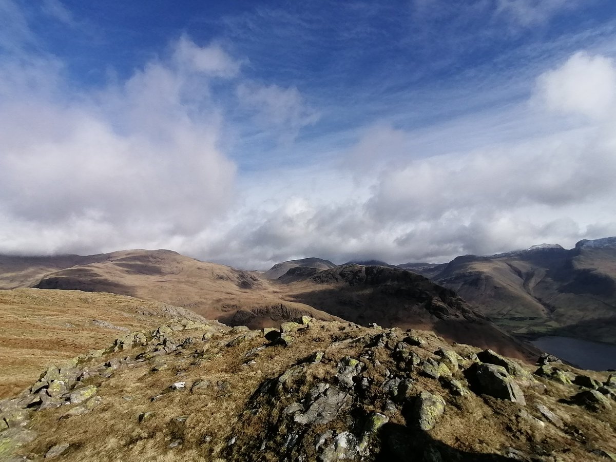 Run_Rabbit88's tweet photo. Nice to be out #LakeDistrict #ukweather https://t.co/wYbiY4x3ej