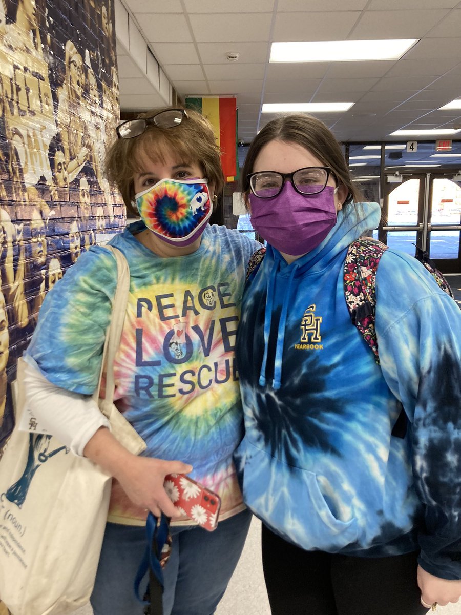 kdelaplante's tweet photo. Thank you @SweetHomeYBK for sponsoring our Fri-YAY Tie Dye Day for this years yearbook theme “Tied Together”. @PrincipalSHHS @SweetHomeCSD @SHPantherEye https://t.co/ADdK96H95z