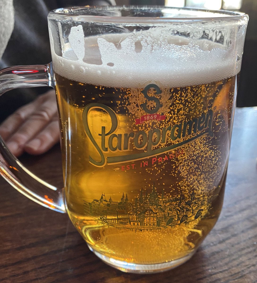 hibsprogrammes's tweet photo. #prematchpints https://t.co/kxmMiu4vsQ