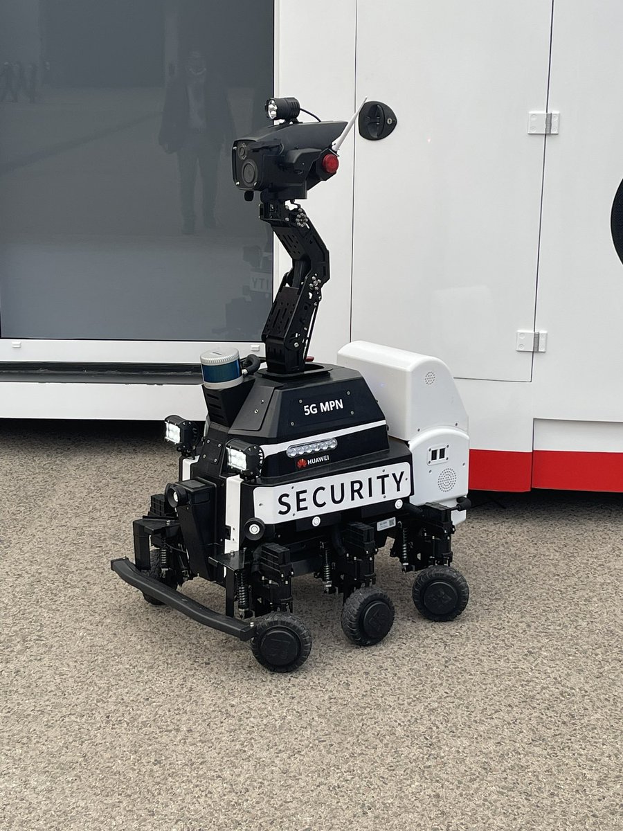andrewagner's tweet photo. Robots on the rise at #MWC22 (2/2) https://t.co/xLjG16bnEj