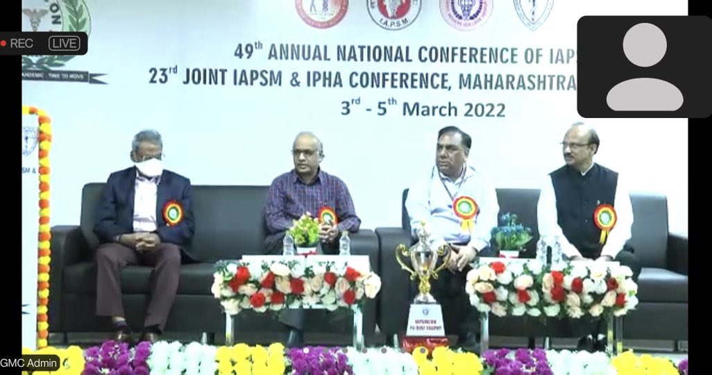 NCDCMoHFW's tweet photo. Director NCDC Chief Guest at IAPSM conference, Nagpur. NCDC best female frontline Epidemiologist award winner is *Ms Borep Khiham*
3X3 Basic Epi fellow from Arunachal Pradesh https://t.co/i3aVJApCes