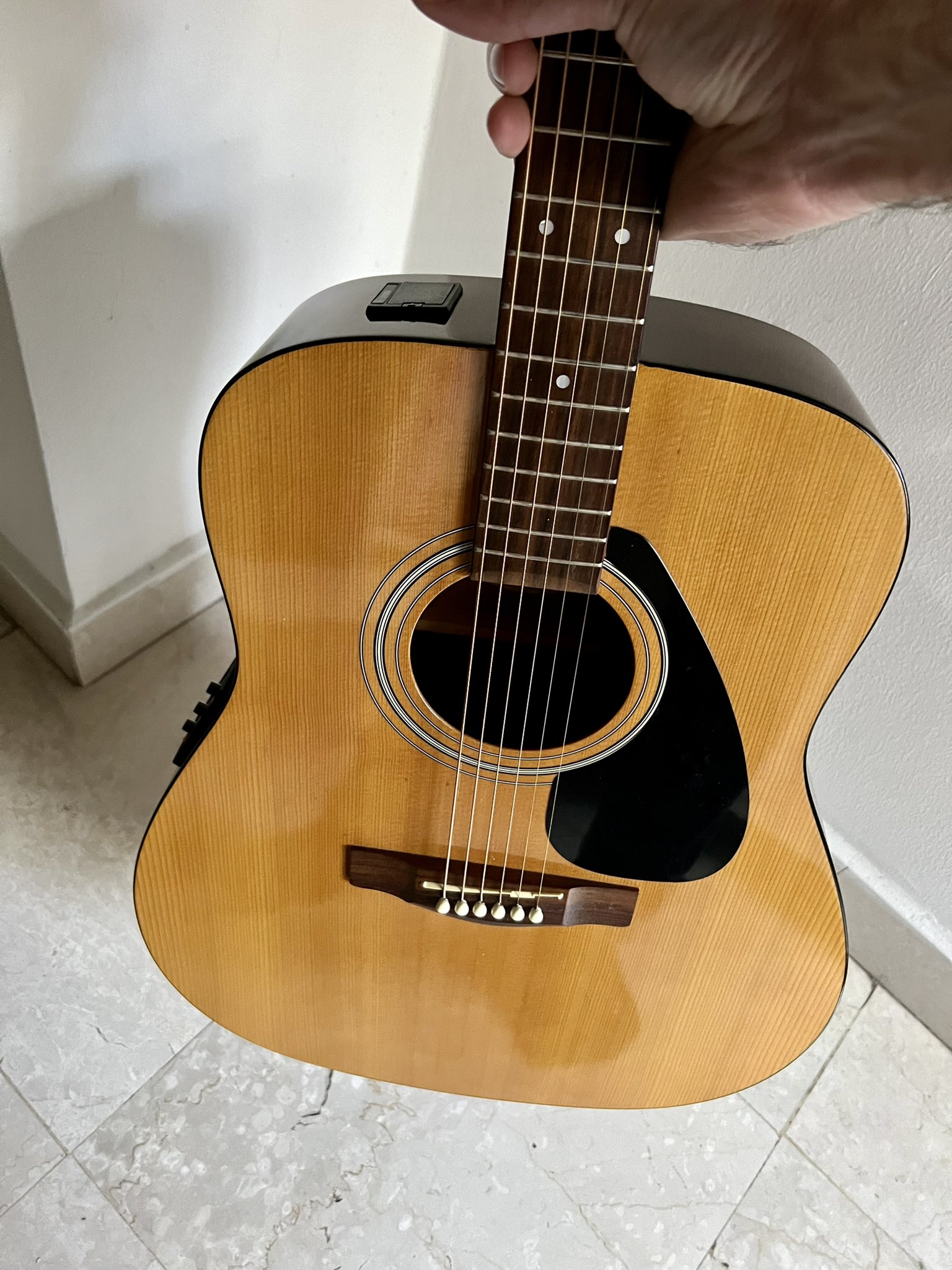 Guitar price rate deals