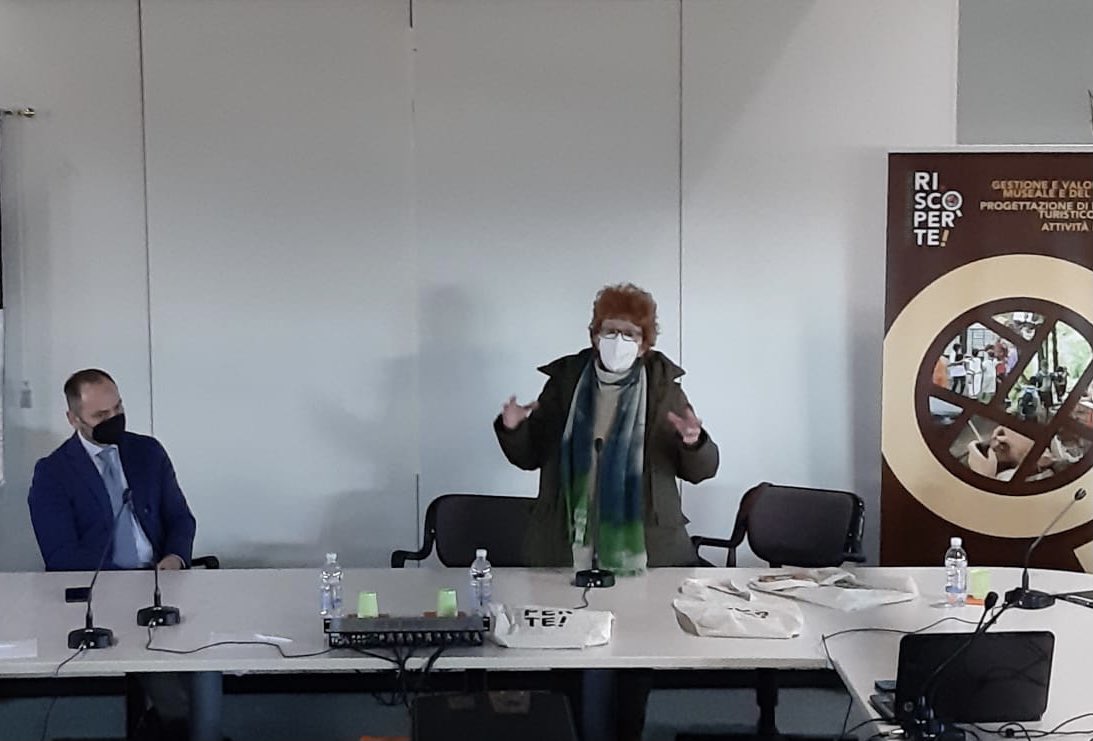 GibelliTiziana's tweet photo. Oggi a #Forgaria con Sindaco #MarcoChiapolino e Presidente della ComunitàCollinare #LuiginoBottoni per presentare #RiScoperte, nuova ImpresaCulturale del territorio, con un bel progetto di valorizzazione culturale. #CulturaSportFVG @regioneFVGit con #PorFesr🇪🇺 @ConfindustriaAA🙂 https://t.co/NRQUmpN24T