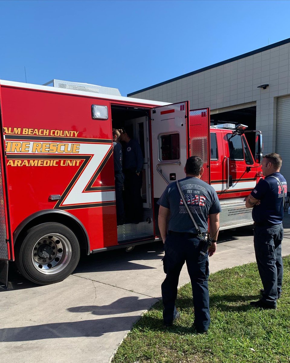 PBCFR's tweet photo. #PBCFR and #GreenAcresFireRescue crews from #Station94, #Station32, #Station36, and #Station23 participated in a mutual aid training. Each agency reviewed each otherβs equipment and apparatus. This gave both departments the opportunity to meet each other. More on FB & IG. https://t.co/zPQZmL2NUH
