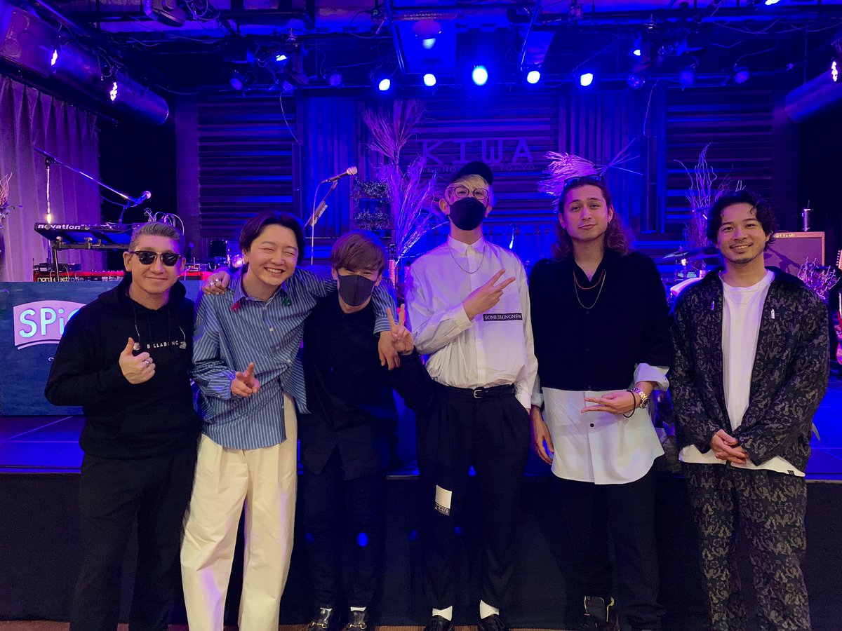 tsurishun's tweet photo. 今日はSPiCYSOLのライブにお邪魔してきました！とてもアットホームで素敵なライブで最高でした。一緒に制作した「LIFE」も聴けてよかった！また一緒にやりたいですね！

#SPiCYSOL
#FromTheC
#CoralDay https://t.co/lBpvm3T3O6