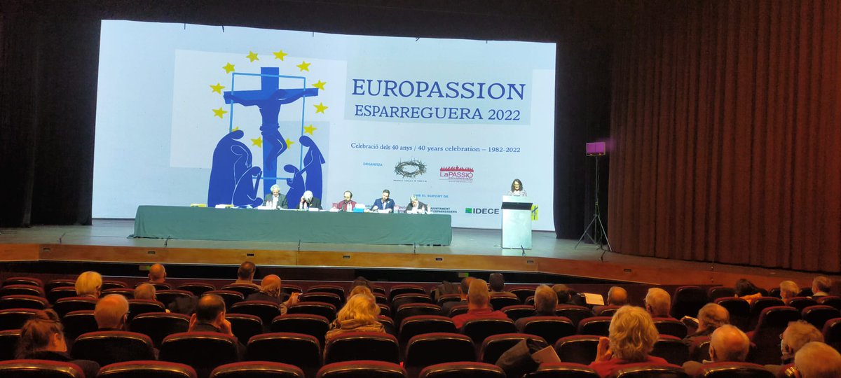 Till_Tall's tweet photo. Acabem de presentar #LaPassiódeLlinarsdelVallès" a la Federació Europea de Passions en el marc del congrés que se celebra cada 4 anys. Orgullosos i emocionats. Ja som #Europassion!
#Europassion2022
@ajllinarsvalles @el9nou_vor @baix_montseny #federaciócatalanadepassions https://t.co/pqwjoTlZUI