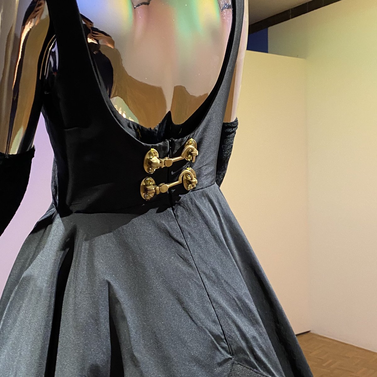 rafeuddin_'s tweet photo. A very proud little brother. I finally got to see my brother’s gown in person, a celebration of the history of ballroom culture, exhibited at the @kunsthal in Rotterdam. https://t.co/IwO3bQUpiL
