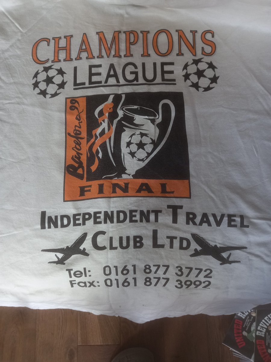 StretfordEndT's tweet photo. Moving house..#thingsyoufind https://t.co/KMKLFDh0Ju