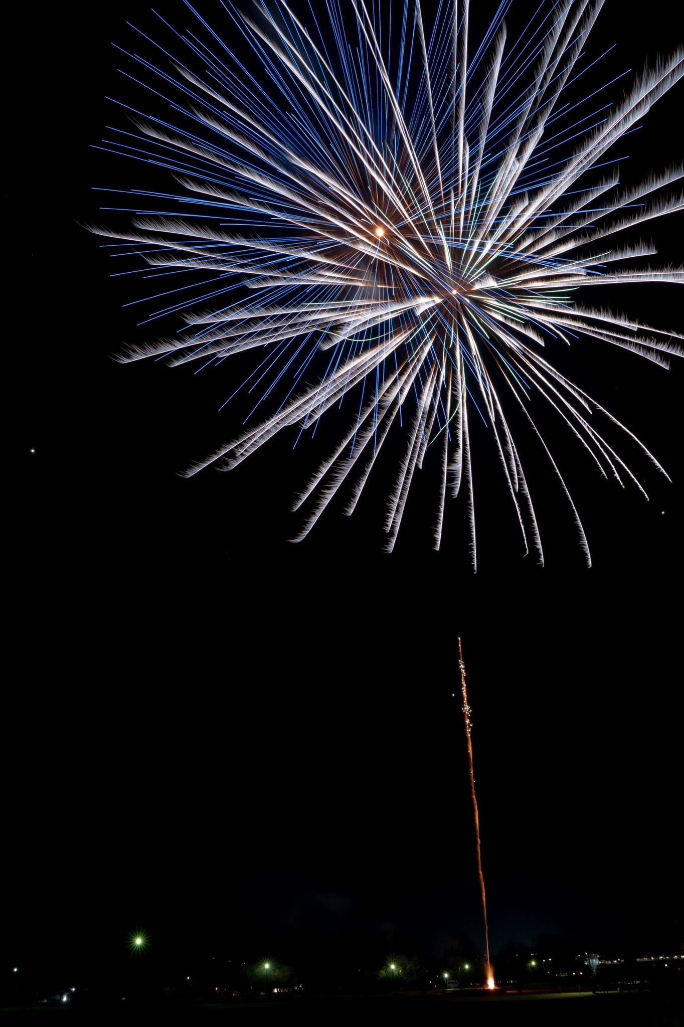 Kei 22 3 5 水戸偕楽園花火大会limited 水戸の梅まつり 野村花火工業 野村ブルー 魅力度ランキング最下位の底力 写真好きな人と繫がりたい T Co 6tlmchvjm3 Twitter