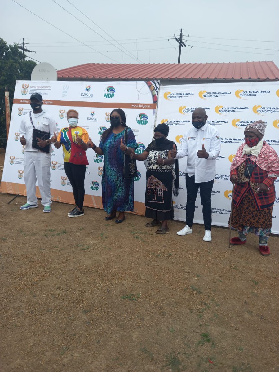 TovarishZulu's tweet photo. Gogo Nqulwana's matter has been resolved. Collen Mashawana Foundation will build a temporary shelter today while waiting for her house to be built @CollenMashFound #MinisterSocialDevelopment #SANACCSF #SMYN #EFFJoburgRCT https://t.co/ne8A0Po4Cc