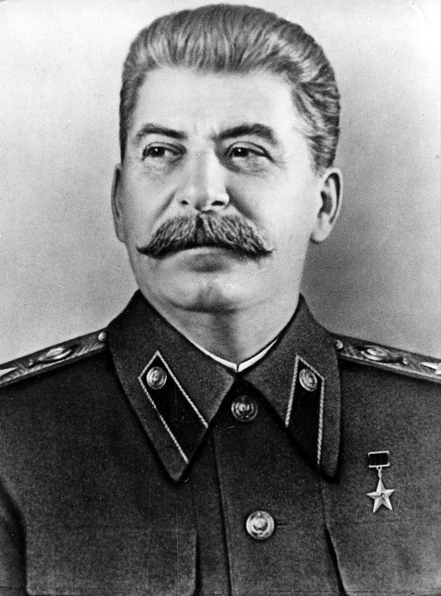 SocialistPics's tweet photo. For reference https://t.co/EEDCHo1su3
