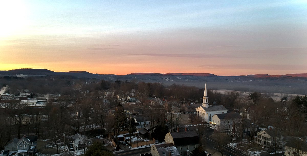 WilliamTyHall's tweet photo. Waking up early on a Saturday isn’t always a bad thing. #DurhamCT https://t.co/WzgSWbCtFY