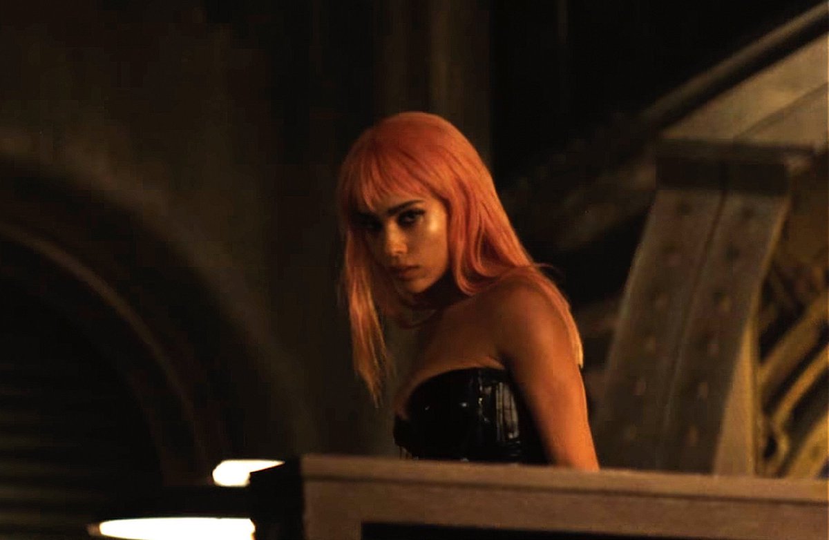 eddiehewitt32's tweet photo. "Robert Pattinson puts the the Goth back into Gotham" meets "Zoe Kravitz is the quintessential Catwoman" 🙃 #BestBatmanEver or just #TheBatAndTheCat❓🦇🐈⬛🌃🎬 8/10 https://t.co/q7WWoTWWWJ