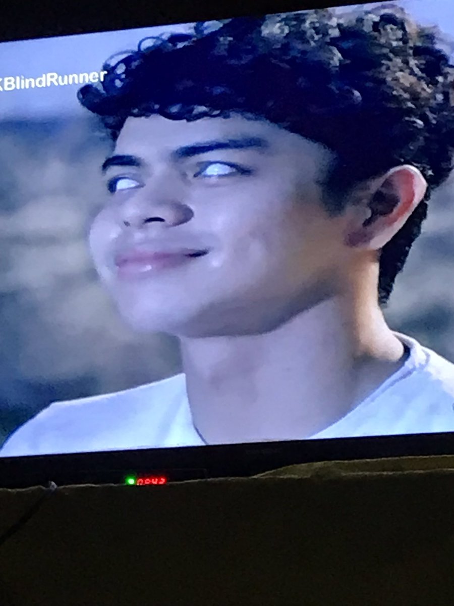 RRCalderon25's tweet photo. Ate @kaidesantos_ dahil dyan may award kami kay kuya @kkydsnts ! Nasa taiwan palang kc tagal ehh soon!!!

KOKOY MAGPAKAILANMAN LABAN 
#MPKBlindRunner https://t.co/F9X4kZuKfX