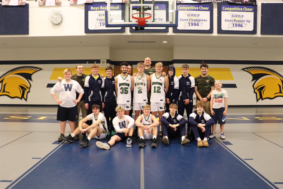 WebbervilleB's tweet photo. League Champs! https://t.co/VSRENfdaE0