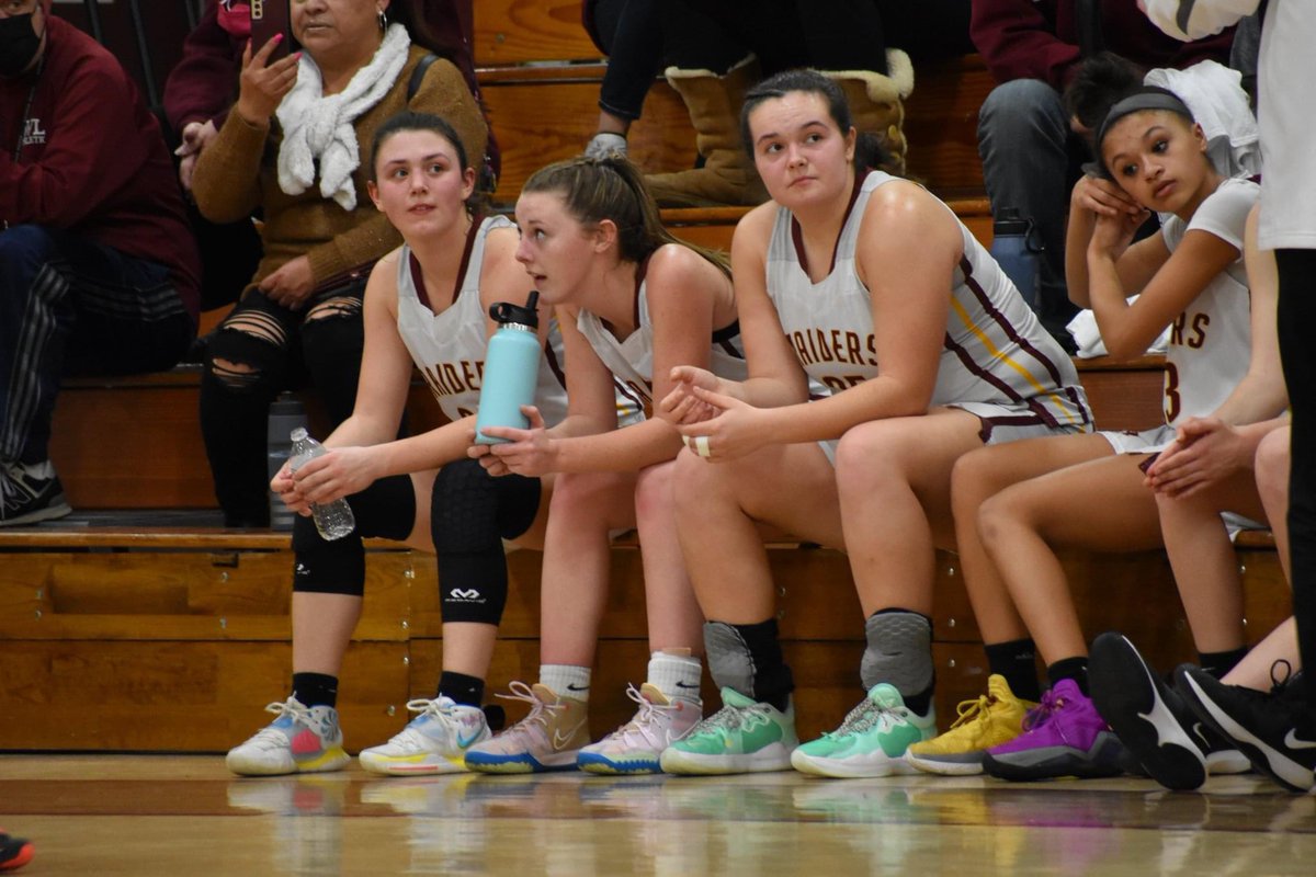 WLAHOF's tweet photo. Congrats to @WlocksL Big 3 on a great 4 years of hoops. We will miss you all. Congrats to you and your families. True Raiders!!  #letsgoRaiders. https://t.co/APrQdms0ql