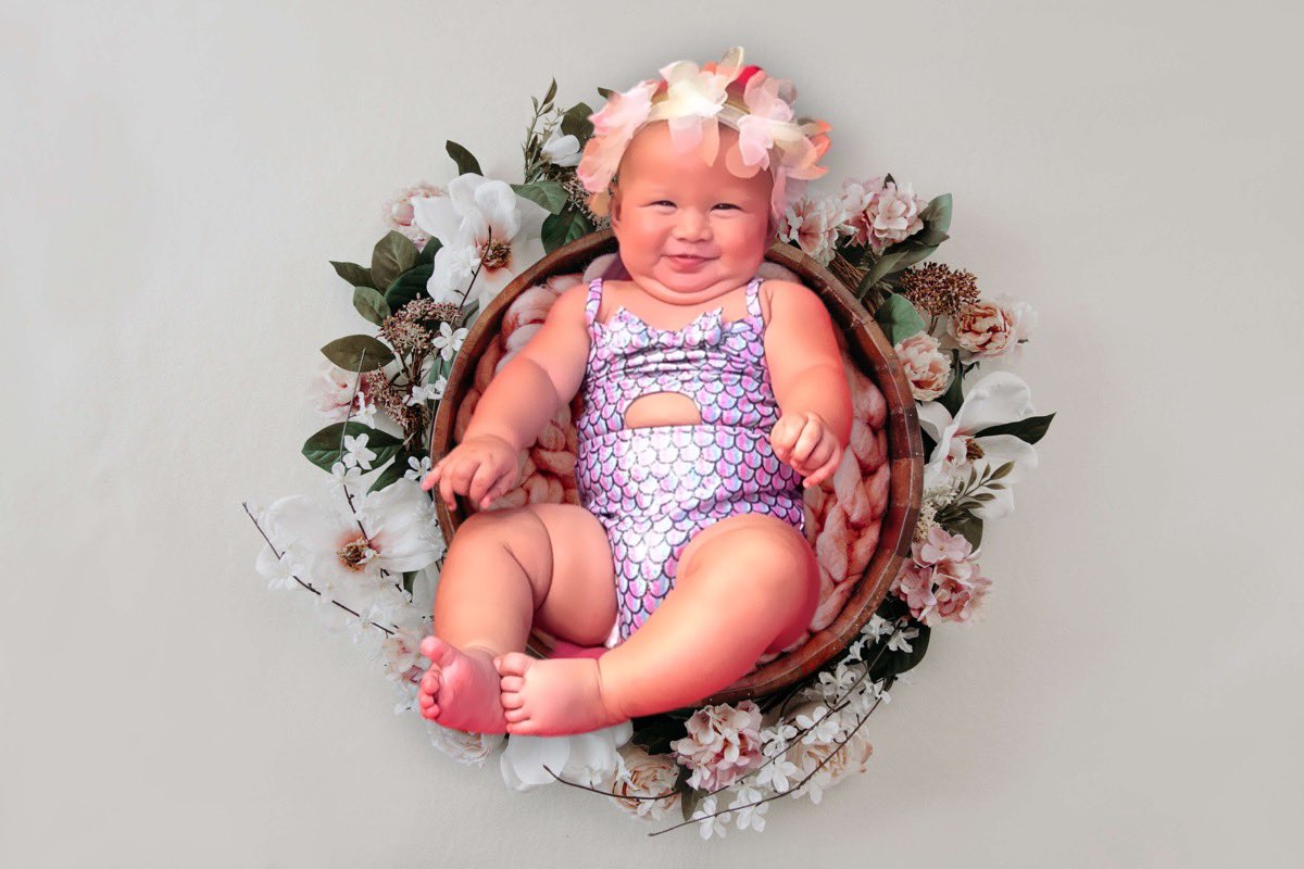 DigiKitty2's tweet photo. Our little mermaid turns 5 months old today, thank you @JQT_GalaxE  for her stunning mermaid outfit 🥰🥰🥰@lennyshots https://t.co/naVXV1FD6c