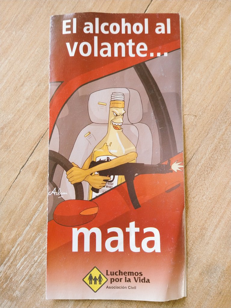 LucianoLahiteau's tweet photo. Sé reconocer una obra de arte cuando la veo https://t.co/Jp4OEirKqx
