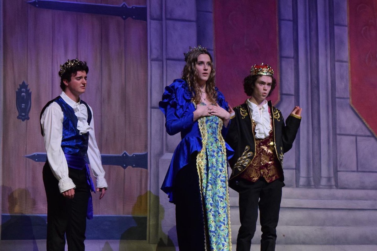 archmeredrama's tweet photo. Some photos from Once Upon A Mattress! Last chance to see our show tonight at 7pm!! See you there! https://t.co/vZVl1bYcfU