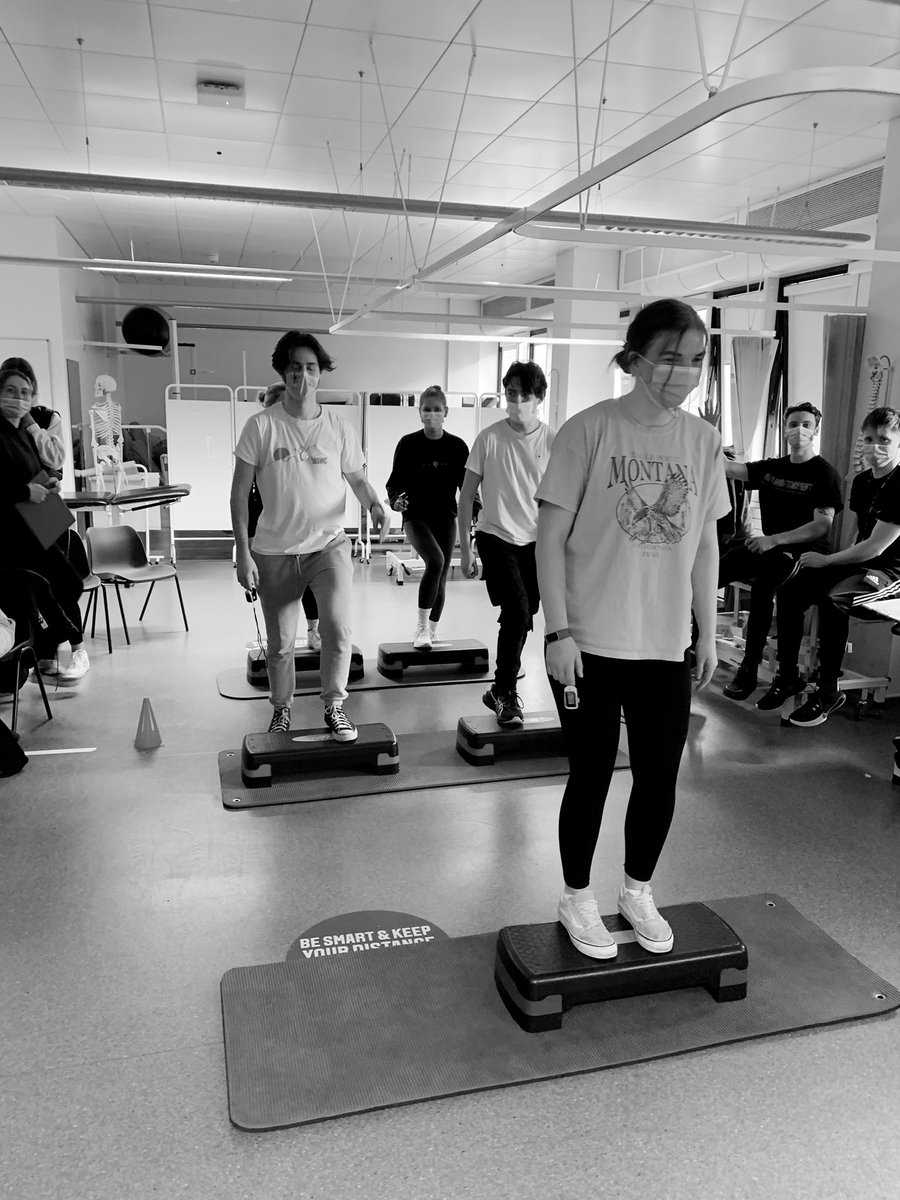 BeckettPhysio's tweet image. What better way of learning about outcome measures ….. getting active @BeckettPhysio and trying out the outcome measures for themselves (posted with consent)  #learningthroughactivity #friendlycompetition