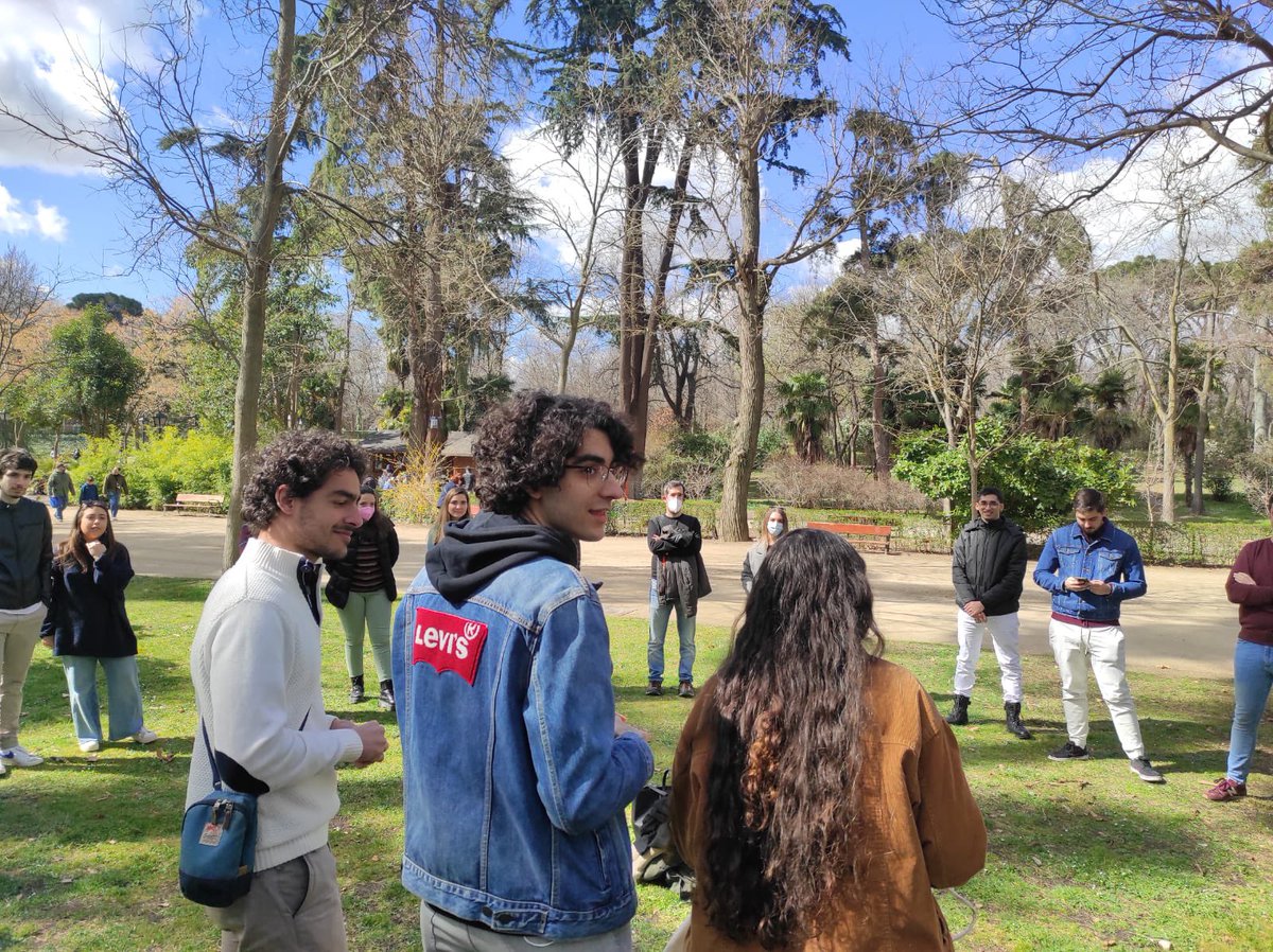 Equipo_Europa's tweet photo. 📢Hoy la delegación de Madrid ha organizado su primera bienvenida presencial y su feria de grupos de trabajo
Nos encanta ver a nuestros socios y socias juntos, ¡queremos ver más! 🇪🇺 https://t.co/kN6fSVtcnD