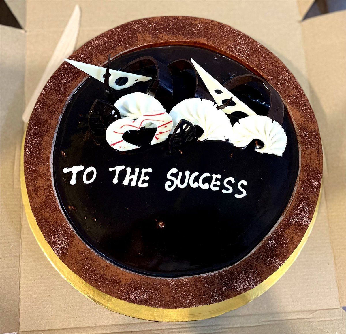 ShopperLLP's tweet photo. On the occasion of Employee Appreciation Day, we would like to express our heartfelt gratitude to all of the employees who have always stood by the company.👏😄
"Employee Appreciation Day celebration."
#shoppertainment #upflock #partytime #teamup #Celebration https://t.co/7yqXDukzEh