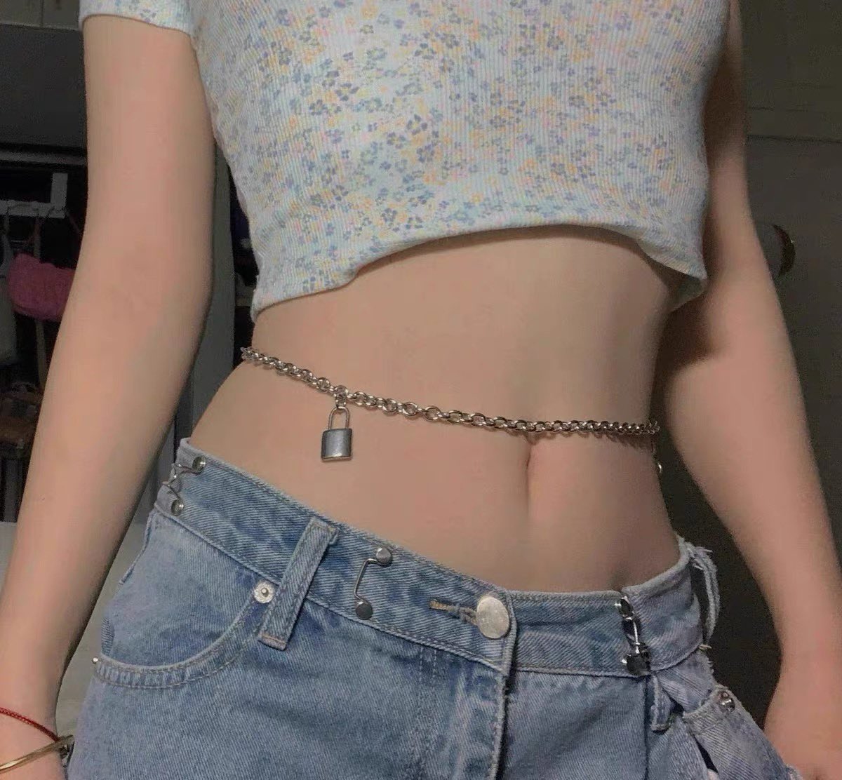 sibratoo's tweet photo. มาอีกสักรอบกับ waist chain รอบนี้มีมาให้เลือกกัน 4 แบบไปเลยคัดมาเเต่แบบสวยๆ เอาไปเเมทช์กับเอวลอยหรือบิกินีก็น่ารักคั้บบ เส้นละ 99 บาทใครไม่ชอบคล้องเอวก็เปลี่ยนไปเป็นสร้อยคอหรือว่าเข็มขัดก็ได้เเซ่บๆ ต้องมีแล้วมั้ยปังขนาดนี้! https://t.co/TacCpNO7Ex