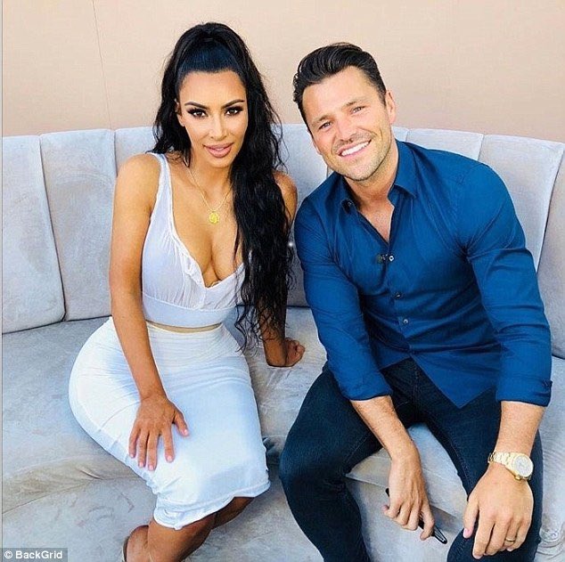 MarkWrightsBum's tweet photo. Battle of the Bootyβs! πππ Mark Wright vs Kim Kardashian ππ Both have the most renowned, iconic bootyβs in the world but whoβs is better? π€π Vote below πππ₯ #BootyBattle #cheeky https://t.co/vqs1OCVaIw