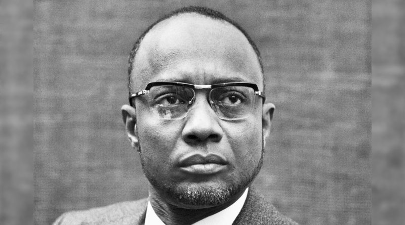 ElPlaneta_org's tweet photo. “No confundas la realidad que vives con las ideas que tienes en la cabeza”. Amílcar Cabral #FelizSábado https://t.co/BFXaJZDi90