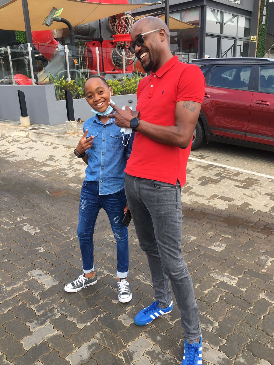chitheka's tweet photo. My other twin bro, I love you boy you mean everything to me😍😍😍😍 https://t.co/jqnaGCluoY