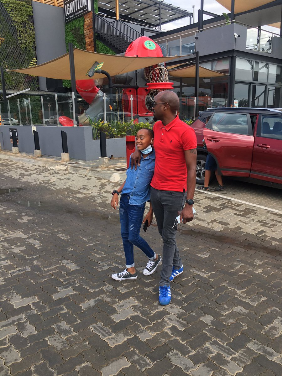 chitheka's tweet photo. My other twin bro, I love you boy you mean everything to me😍😍😍😍 https://t.co/jqnaGCluoY