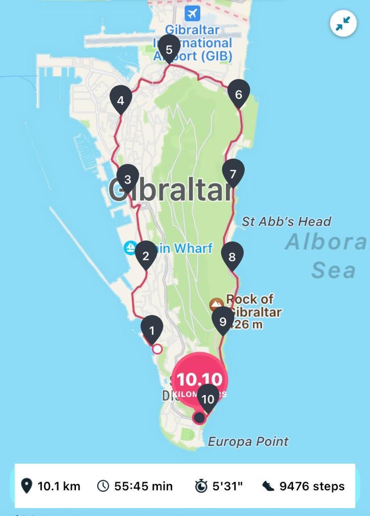 Aurelio Falero, who represented Gibraltar internationally in many occasions, celebrated turning 70 with a Round the Rock in under an hour