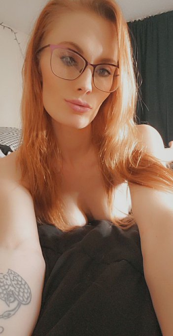 Good morning 😇 https://t.co/Aovrqs6dbd<a href="/tag/tittytuesday"class="tags"><span>#tittytuesday</span></a><a href="/tag/milf"class="tags"><span>#milf</span></a><a href="/tag/redheadsdoitbetter"class="tags"><span>#redheadsdoitbetter</span></a><a href="/tag/smallboobs"class="tags"><span>#smallboobs</span></a>