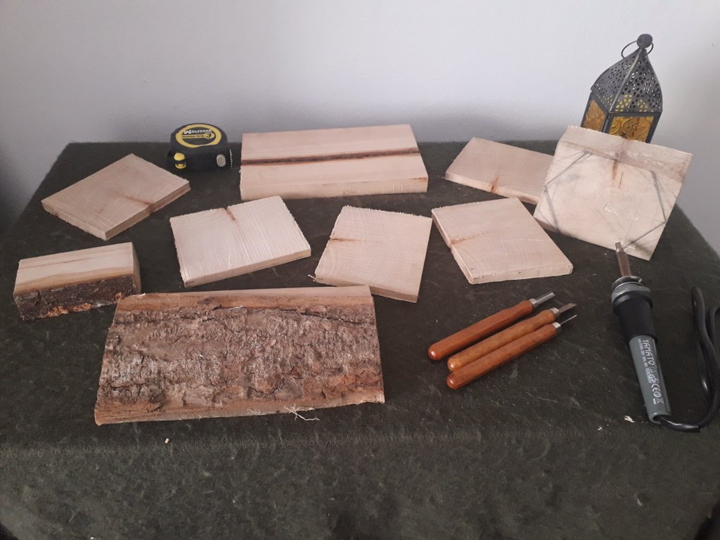 HTresmidr's tweet photo. Por fin volvemos a la madera!! 
Si te gusta la artesanía, la naturaleza y las cosillas paganas:
Sigueme en Twitter e IG: @Helga_wood_tresmider para ver lo que voy haciendo y lo que haré próximamente, a parte de contarte algunas cosillas sobre técnicas y material que uso https://t.co/SEAHk8MFOd