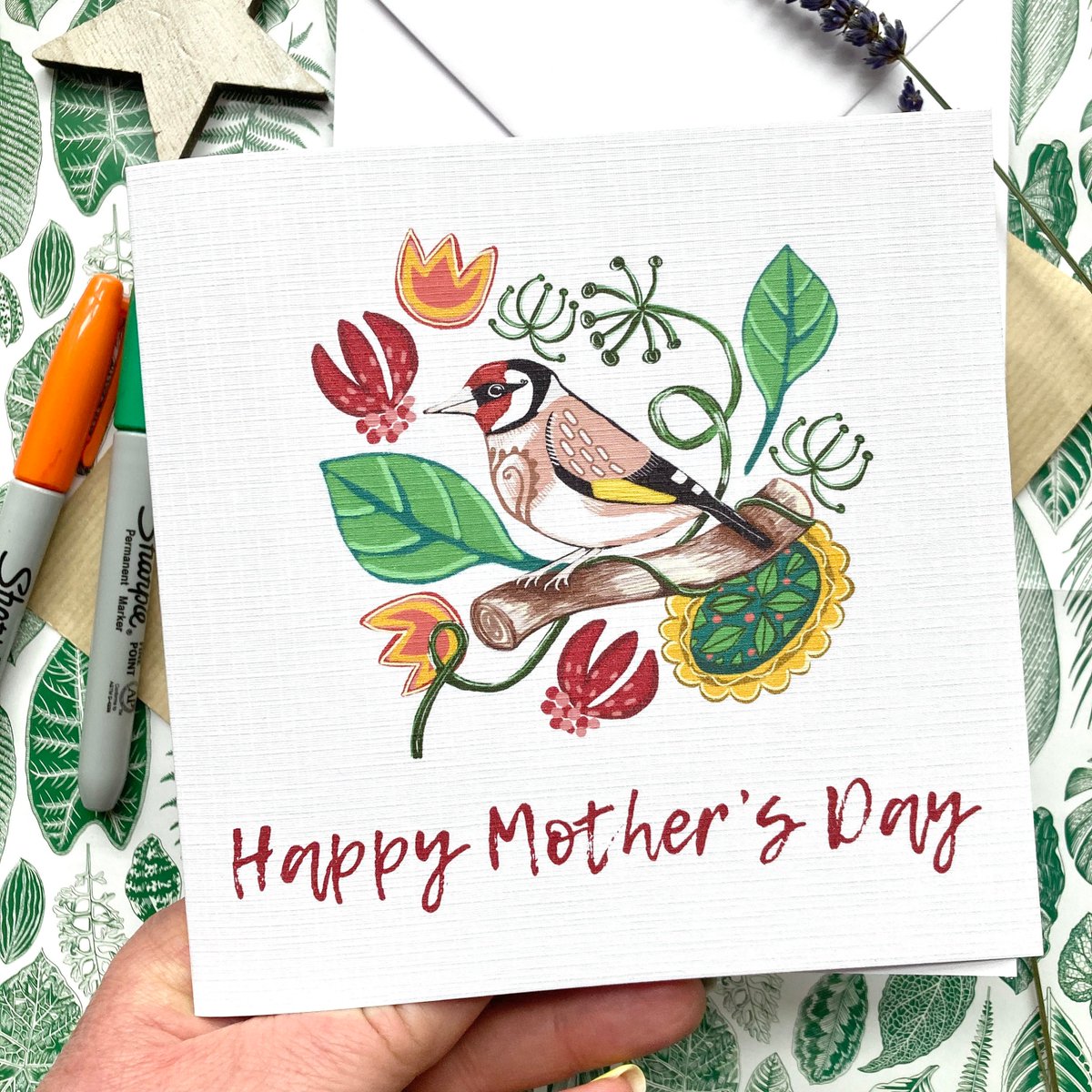 buck_lj's tweet photo. Nature Lover Mother’s Day Card, Goldfinch Bird, Happy Mother’s Day. https://t.co/nz7XqvPnjc #Slumbermonkey #Etsy #UniqueCard https://t.co/fTnRytR6uD
