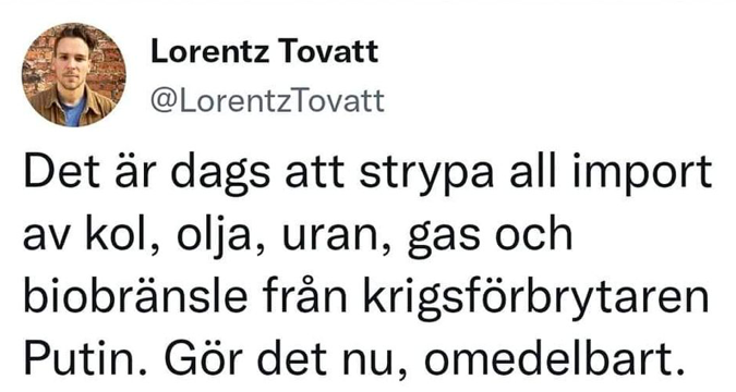 ledarsidorna_se's tweet photo. I give you: @miljopartiet 

- Sedan 2014 stängt 6 kärnkraftreaktorer
- Drivit igenom brytningsförbud av uran (SE har EU:s största fyndigheter)
- Vill göra SE importberoende av jordartsmetaller

#svpol https://t.co/htKC2ZmfAz