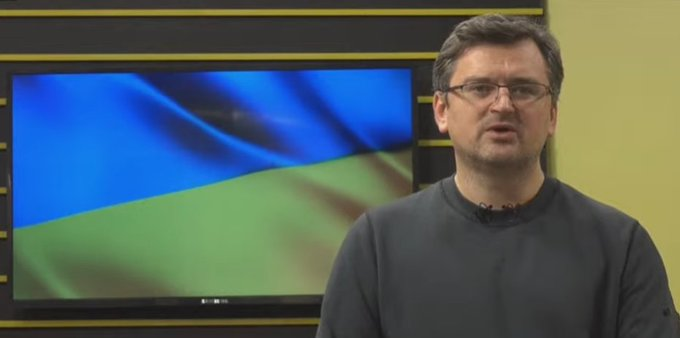 ANI's tweet photo. India is one of the largest consumers of Ukrainian agricultural products &amp; if this war continues, it'll be difficult for us to seed new harvests. So, even in terms of global &amp; Indian food security, it's in the best interest to stop this war: Ukraine Foreign Minister Dmytro Kuleba https://t.co/esT0eMuEFG