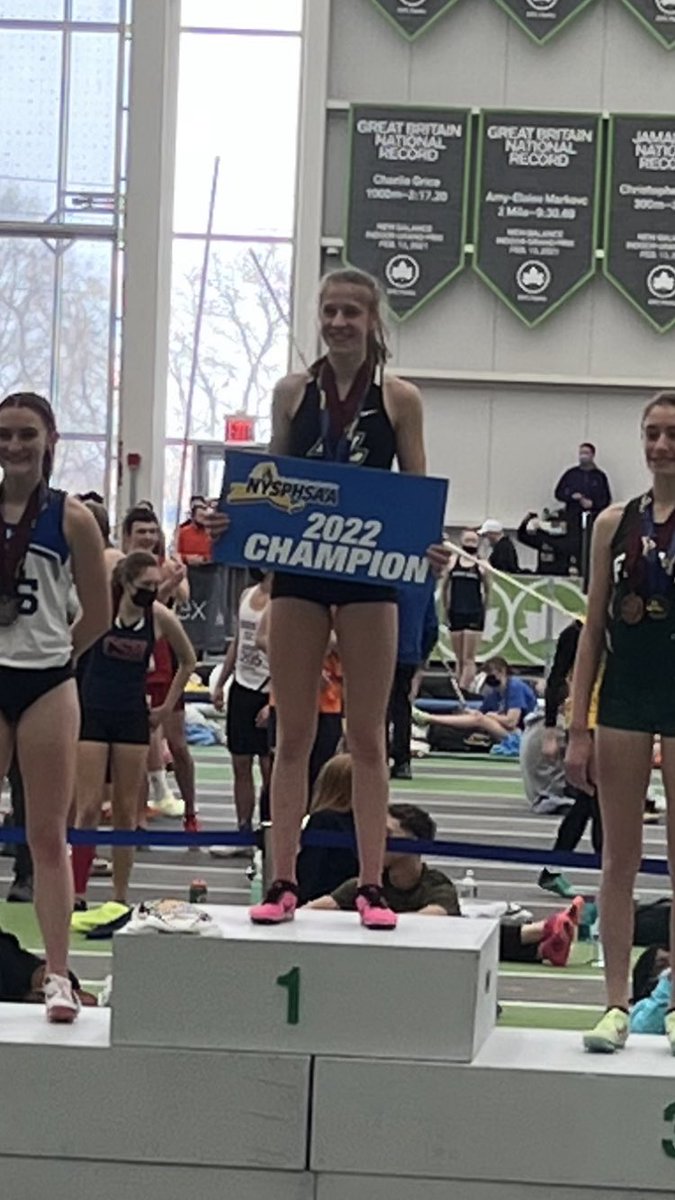 frontierrunning's tweet image. NYSPHSAA/Federation Indoor Track Championships; Congrats to Angelina Napoleon 2022 1000m champion 2:49.65(new Section 6 record)!